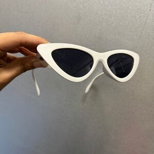 White Cat Eye Sunglasses mini fashion chic